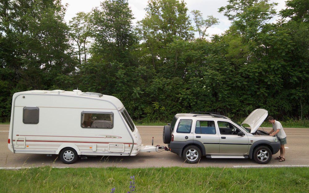 Picture of a car and caravan breakdown